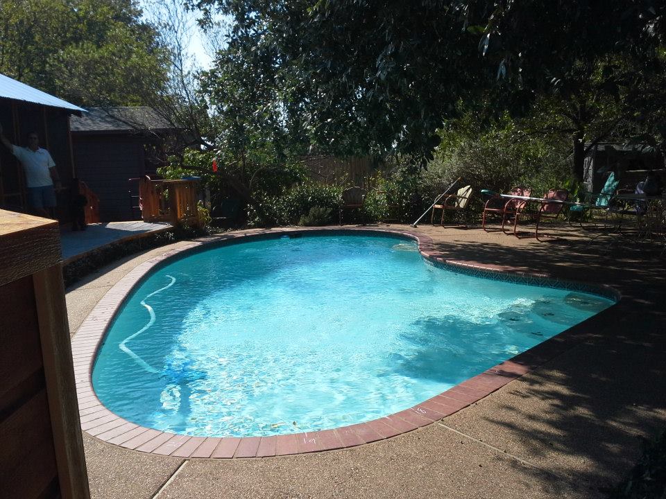 pool bleach washing